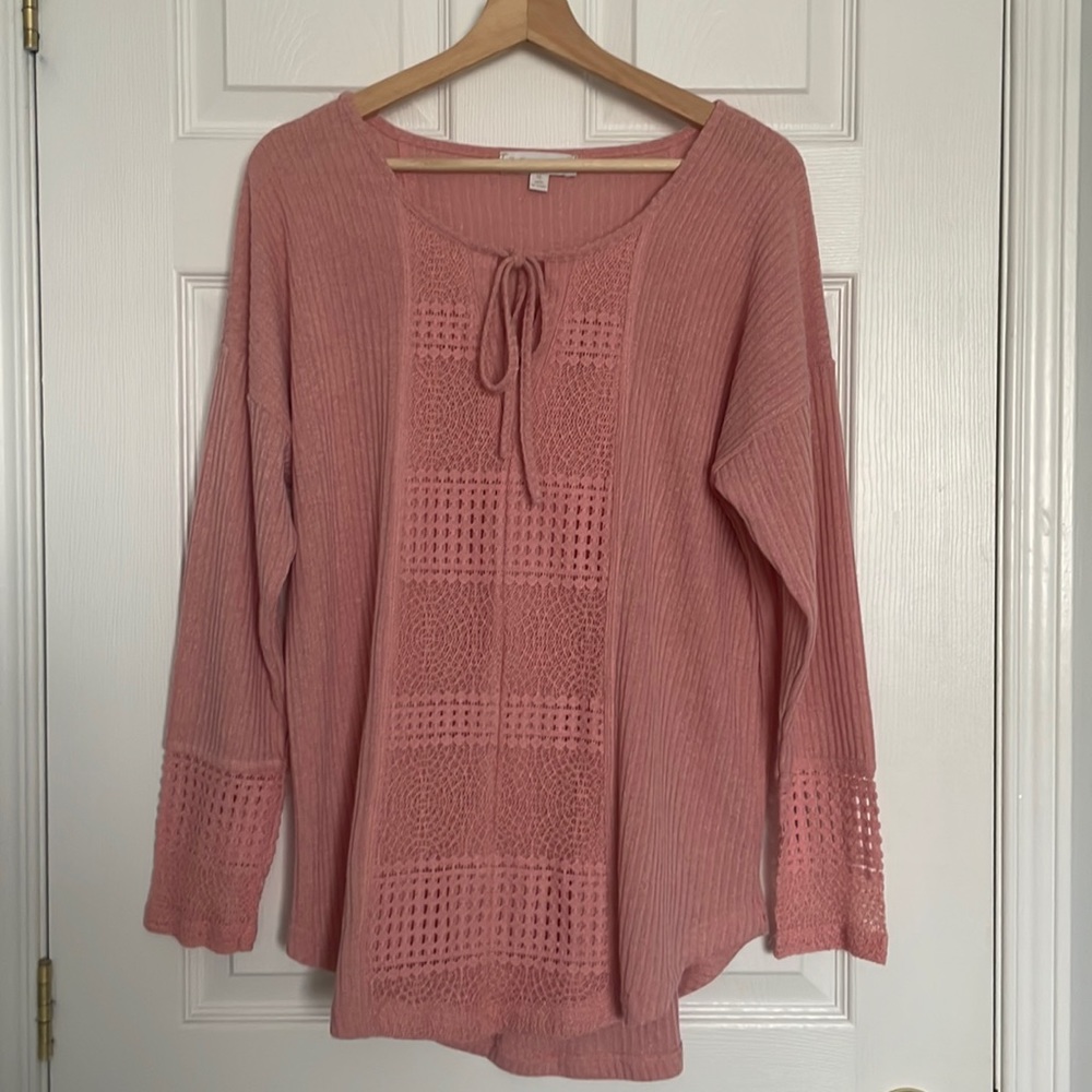 Suzanne Betro lace front long sleeve top